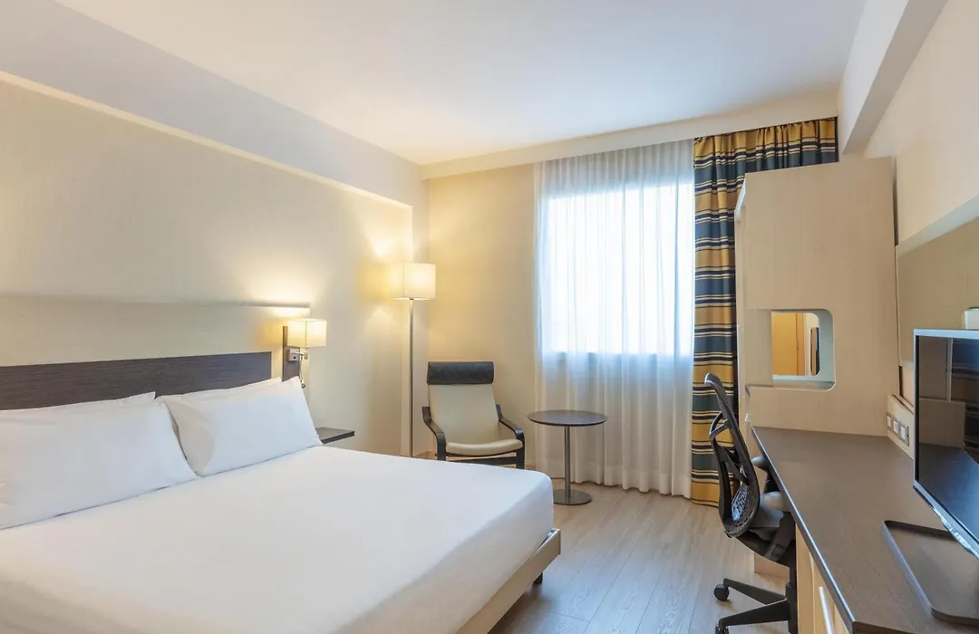Hilton Garden Inn Rome Airport-1