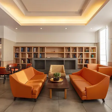 Hilton Garden Inn Rome Airport-3
